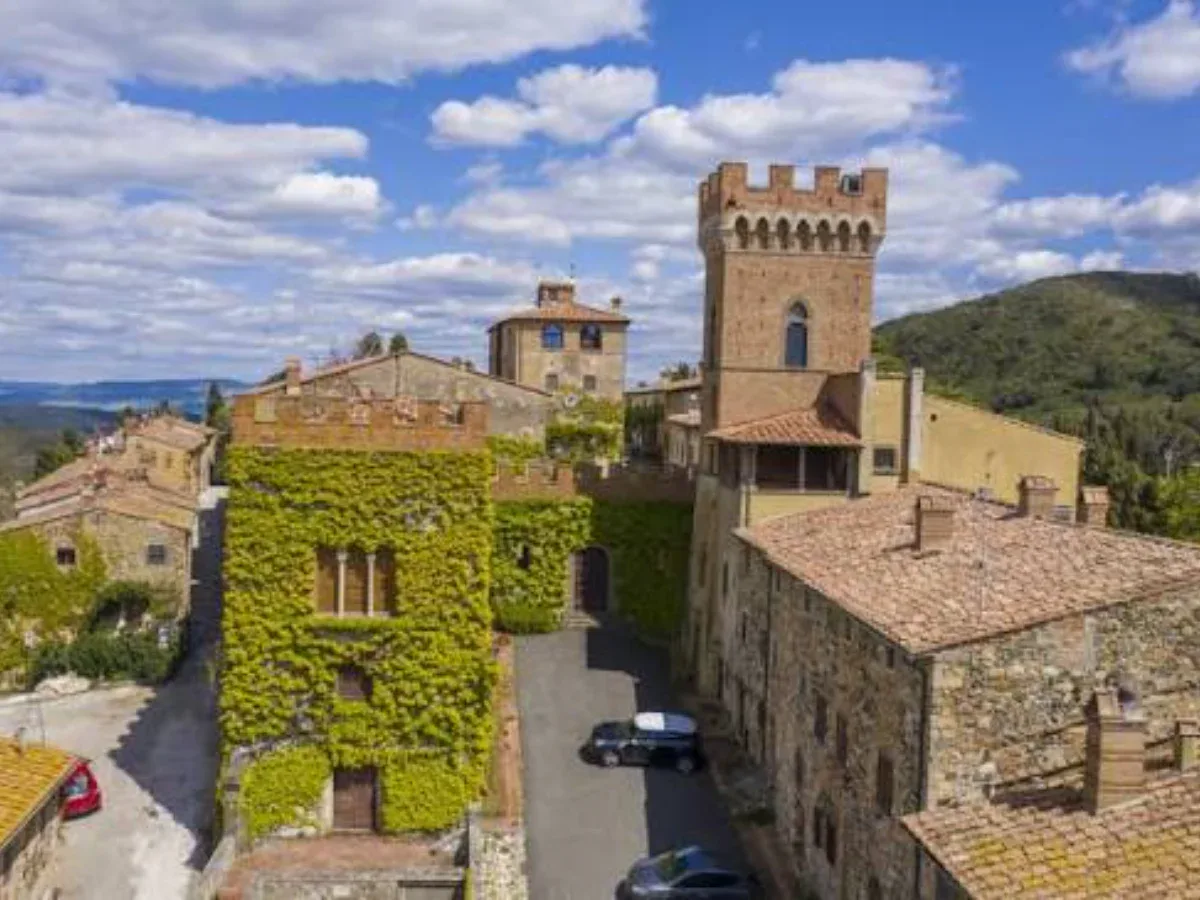 Querceto, il borgo del Castello Ginori: cosa vedere e cosa fare